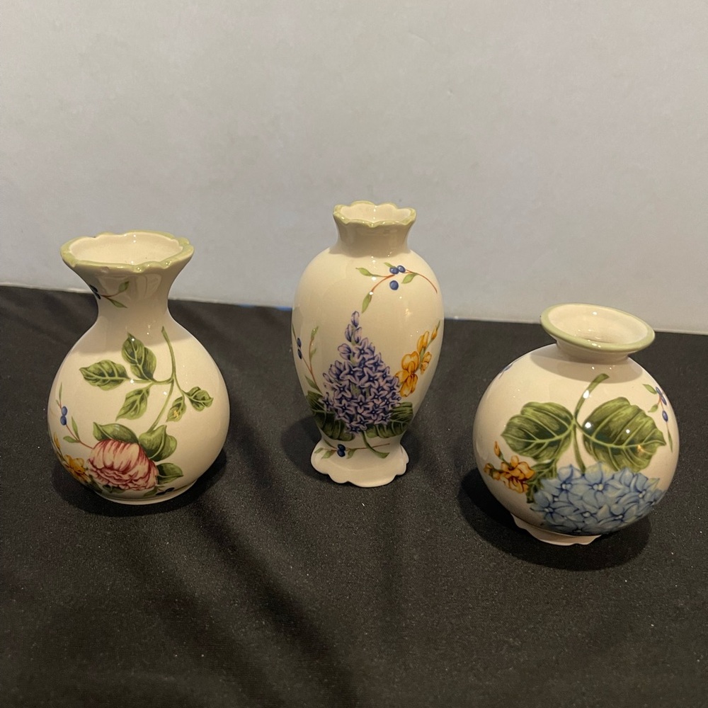 Vintage Set of 3 Princess House Garden Vases